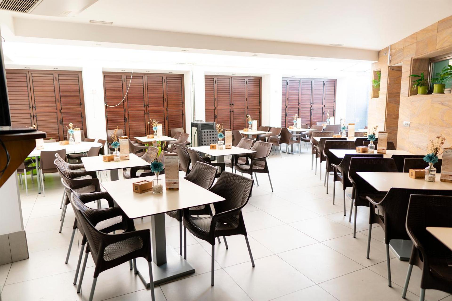 Pension Restaurante Casablanca Torreperogil 外观 照片